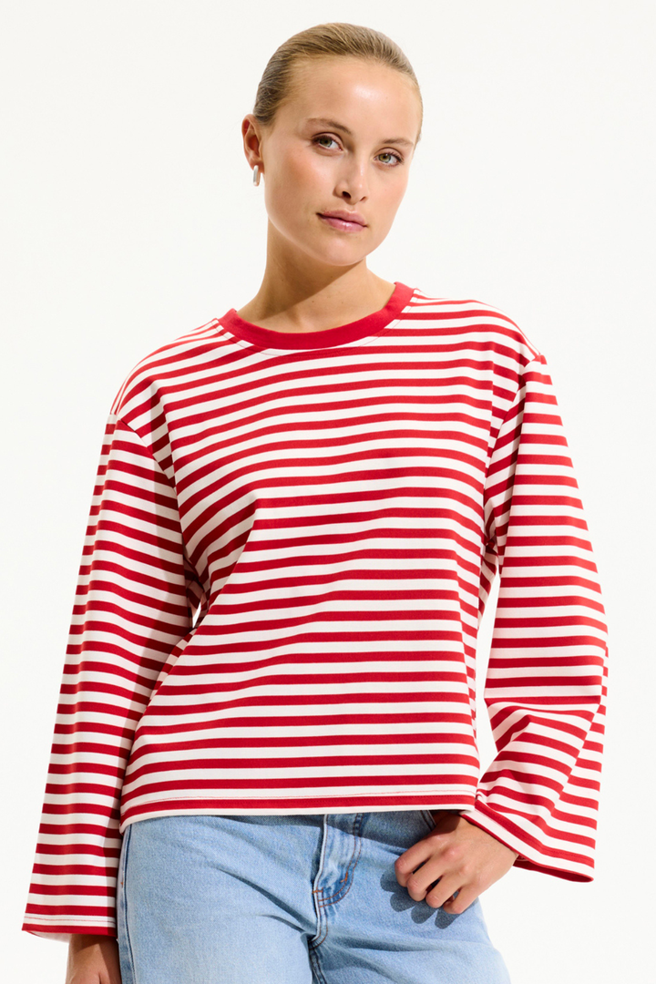 MPU - Alicia 026 - T-shirt - Rød