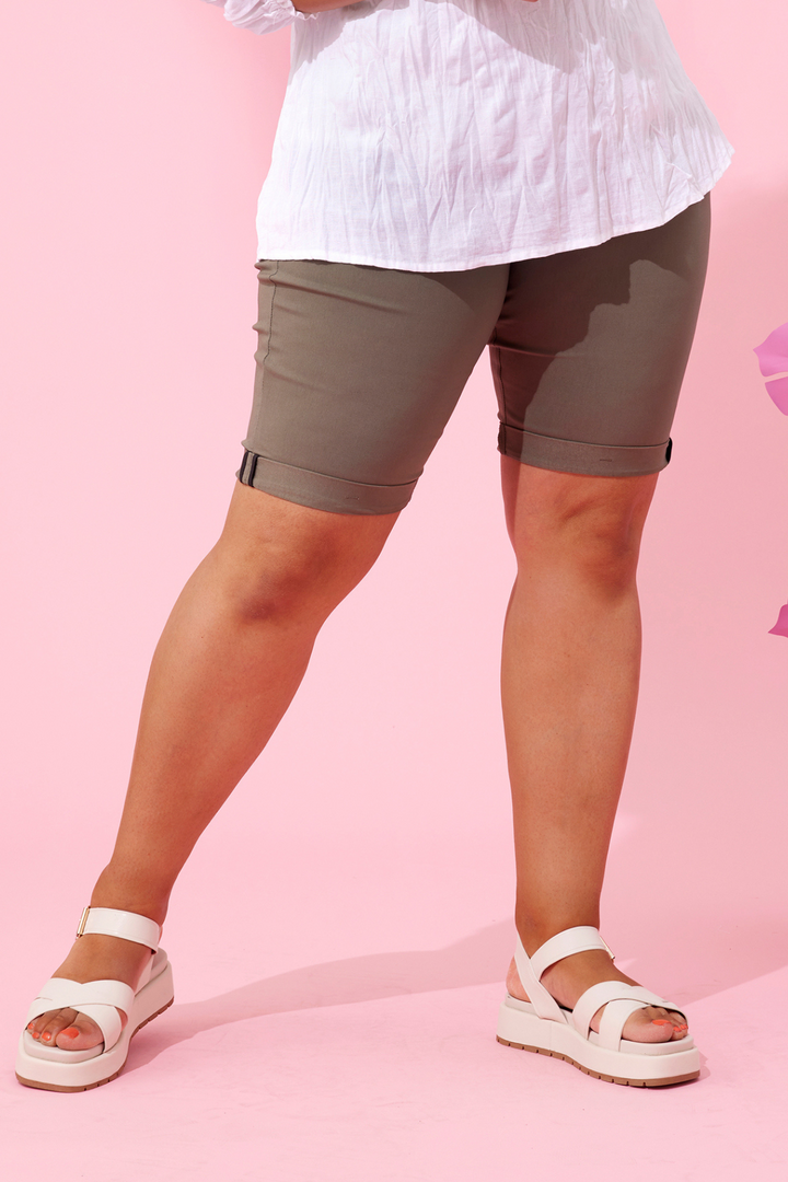 ZH - Step 84 - Shorts - Grøn