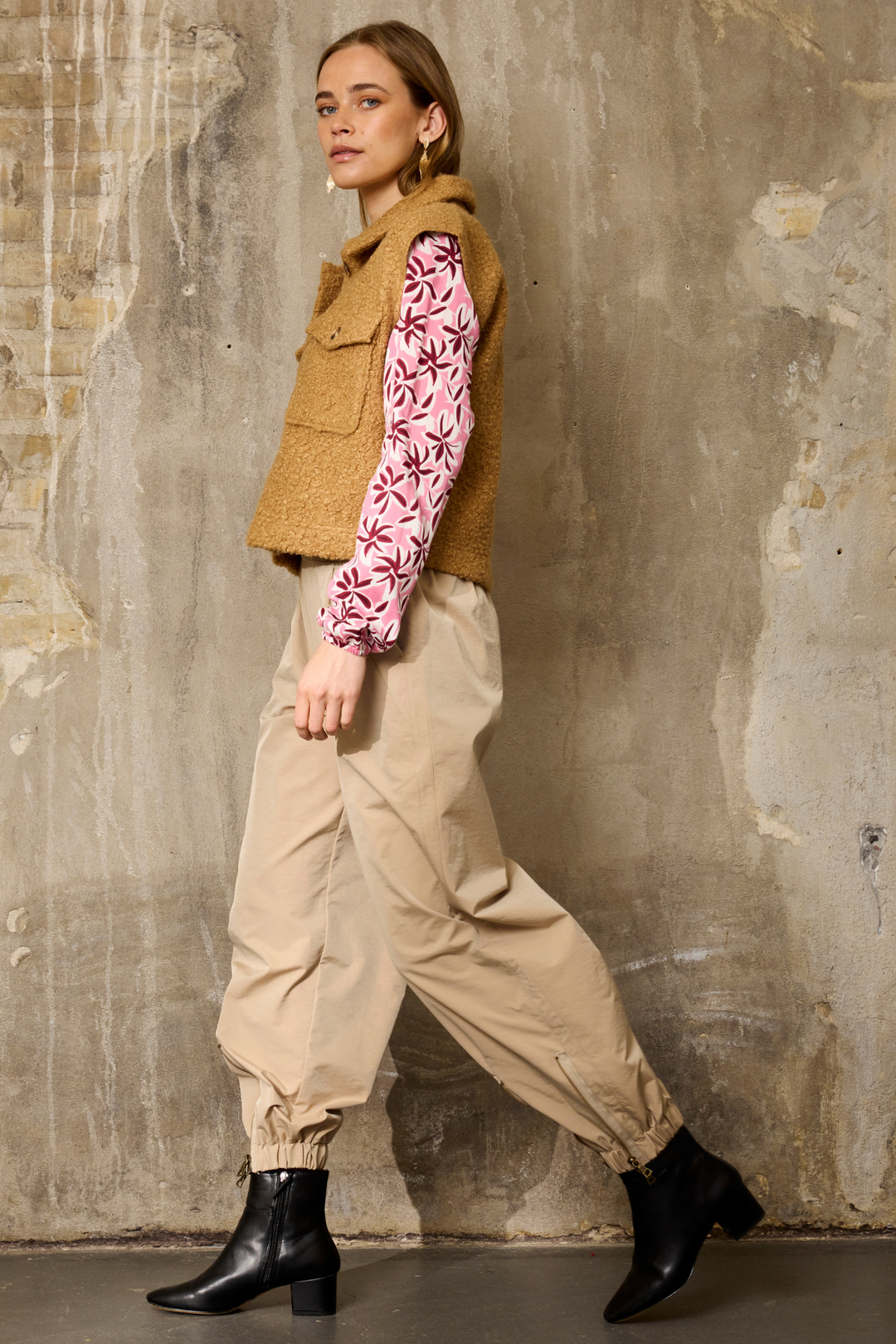 ZE - Cikki 031 - Vest