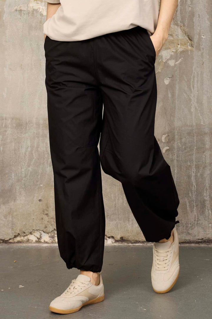 Ze-Ester 021 - Pants - Sort