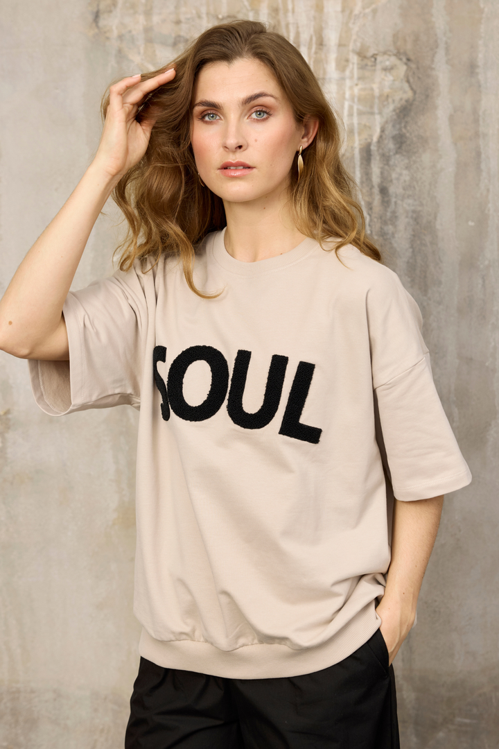 ZE - Esme 027 - T-shirt - Sand