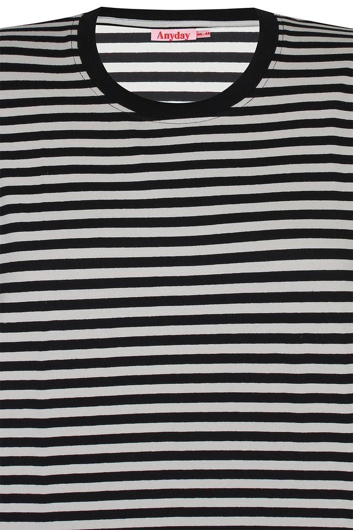 ANY - Atta 390 - T-shirt - Sort